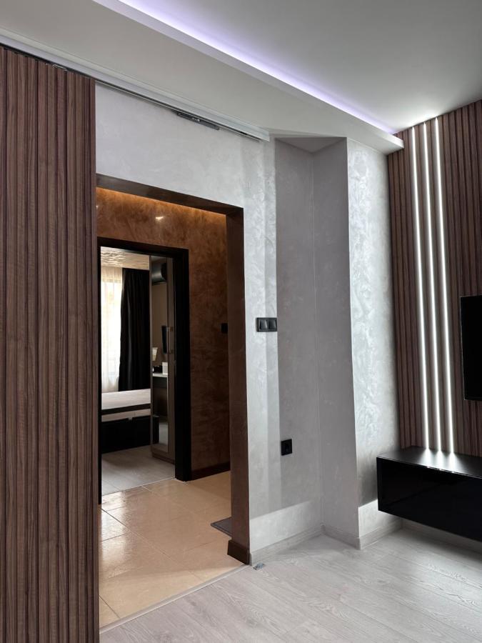 Елегантен Двустаен Апартамент Four Seasons Burgas Stad Buitenkant foto